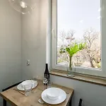 Krzyki - Two Bedrooms, Workspaces - By Rentujemy Wrocław