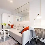 Apartamento Krzyki - Two Bedrooms, Workspaces - By Rentujemy