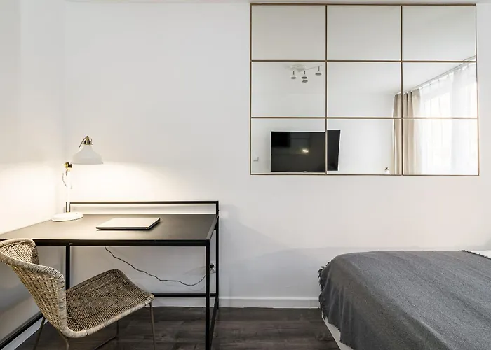 Apartman Krzyki - Two Bedrooms, Workspaces - By Rentujemy Wrocław