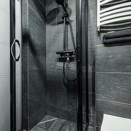 Krzyki - Two Bedrooms, Workspaces - By Rentujemy Apartmán