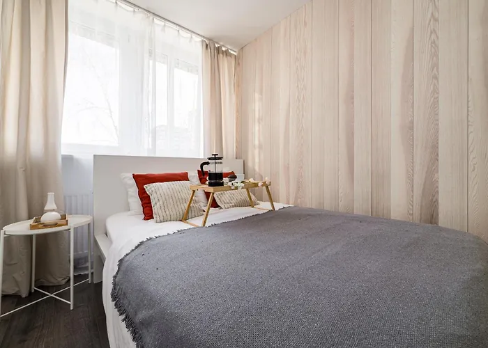 Apartment Krzyki - Two Bedrooms, Workspaces - By Rentujemy