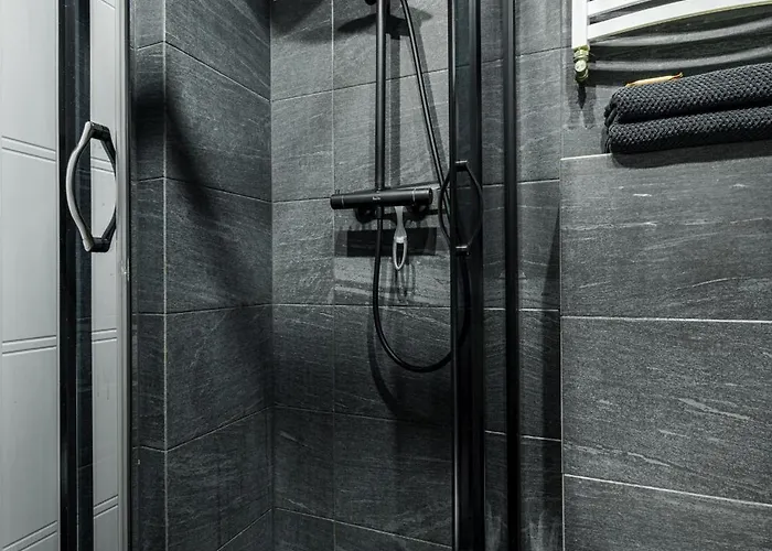 Krzyki - Two Bedrooms, Workspaces - By Rentujemy Apartment