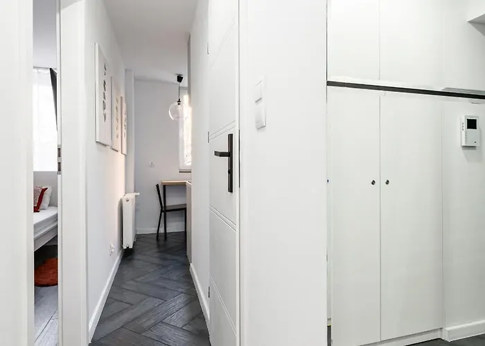 Krzyki - Two Bedrooms, Workspaces - By Rentujemy Apartment Wroclaw